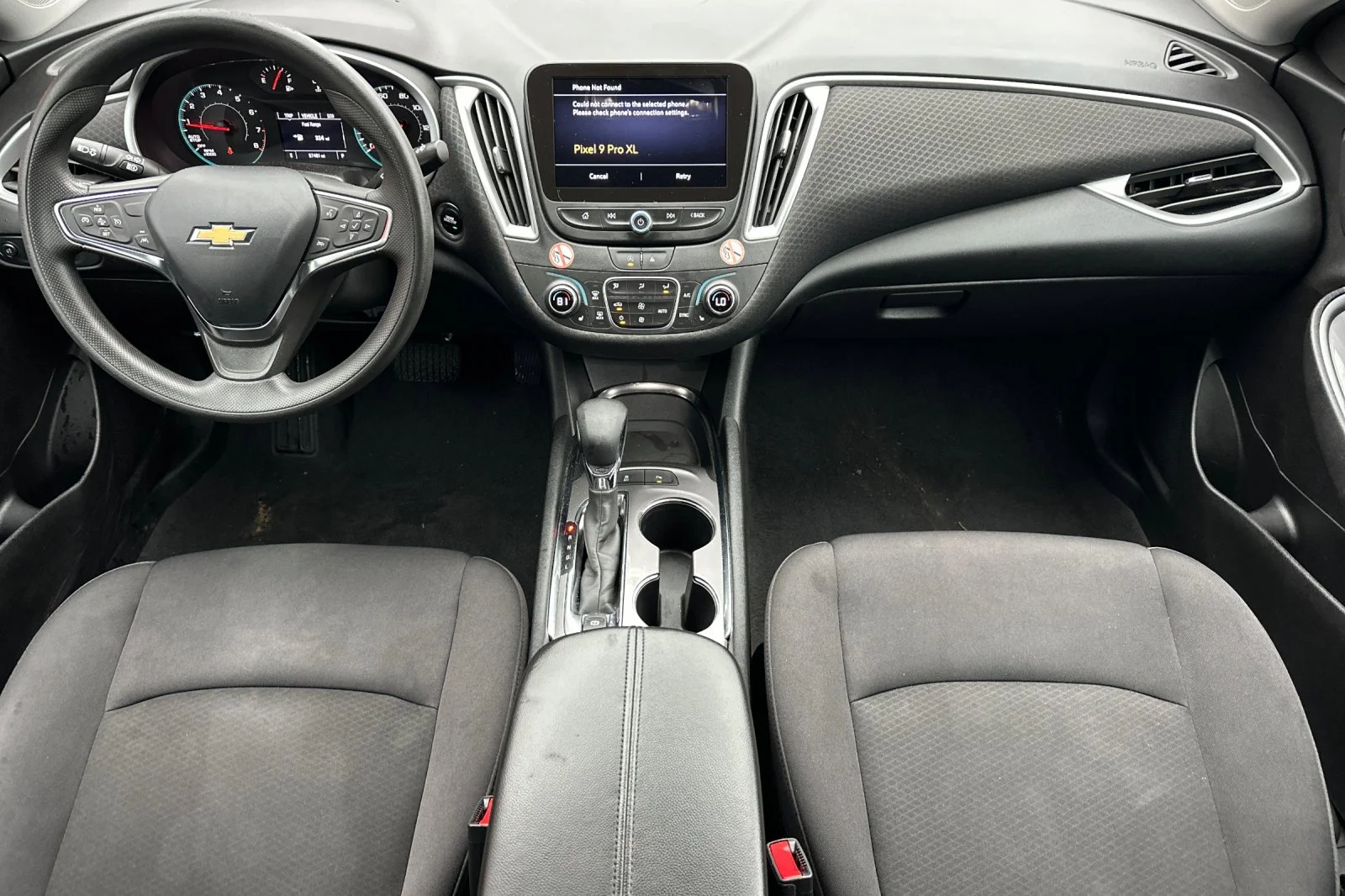 Used 2024 Summit White Chevrolet LT image 11