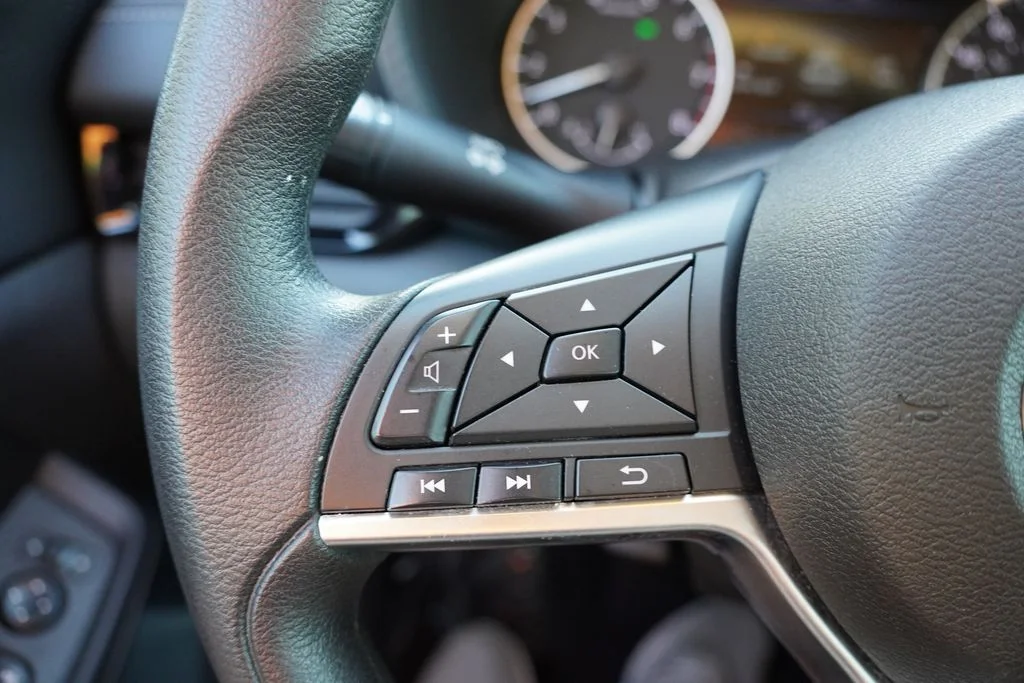 Used 2024 Atlantic Gray Metallic Nissan SV image 28