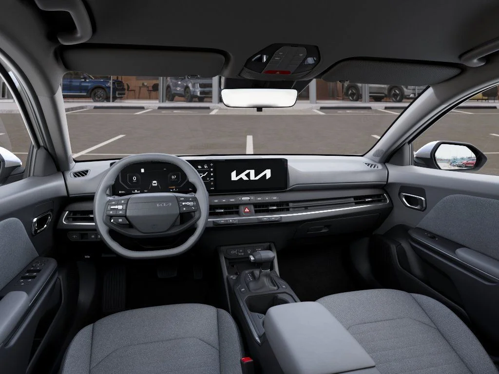 2025 Kia K4 EX - Photo 9