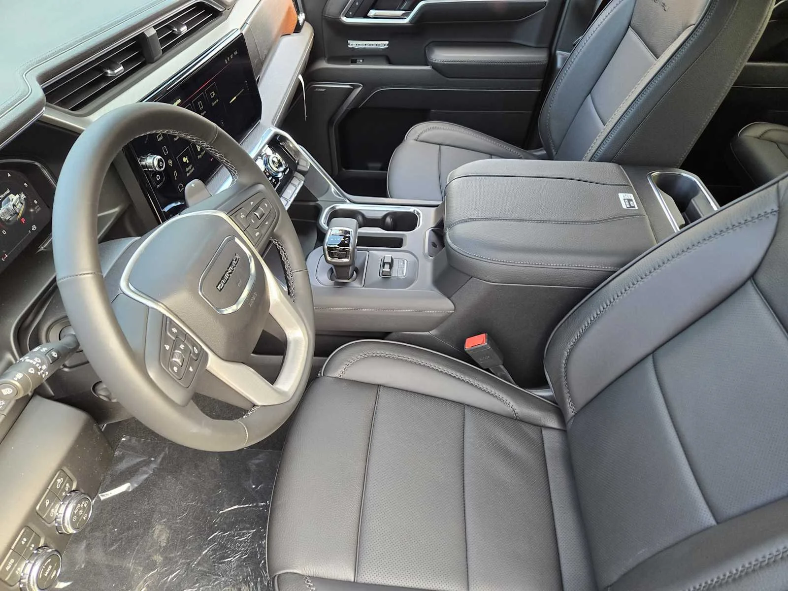 2026 GMC Sierra 1500 Denali - Photo 8