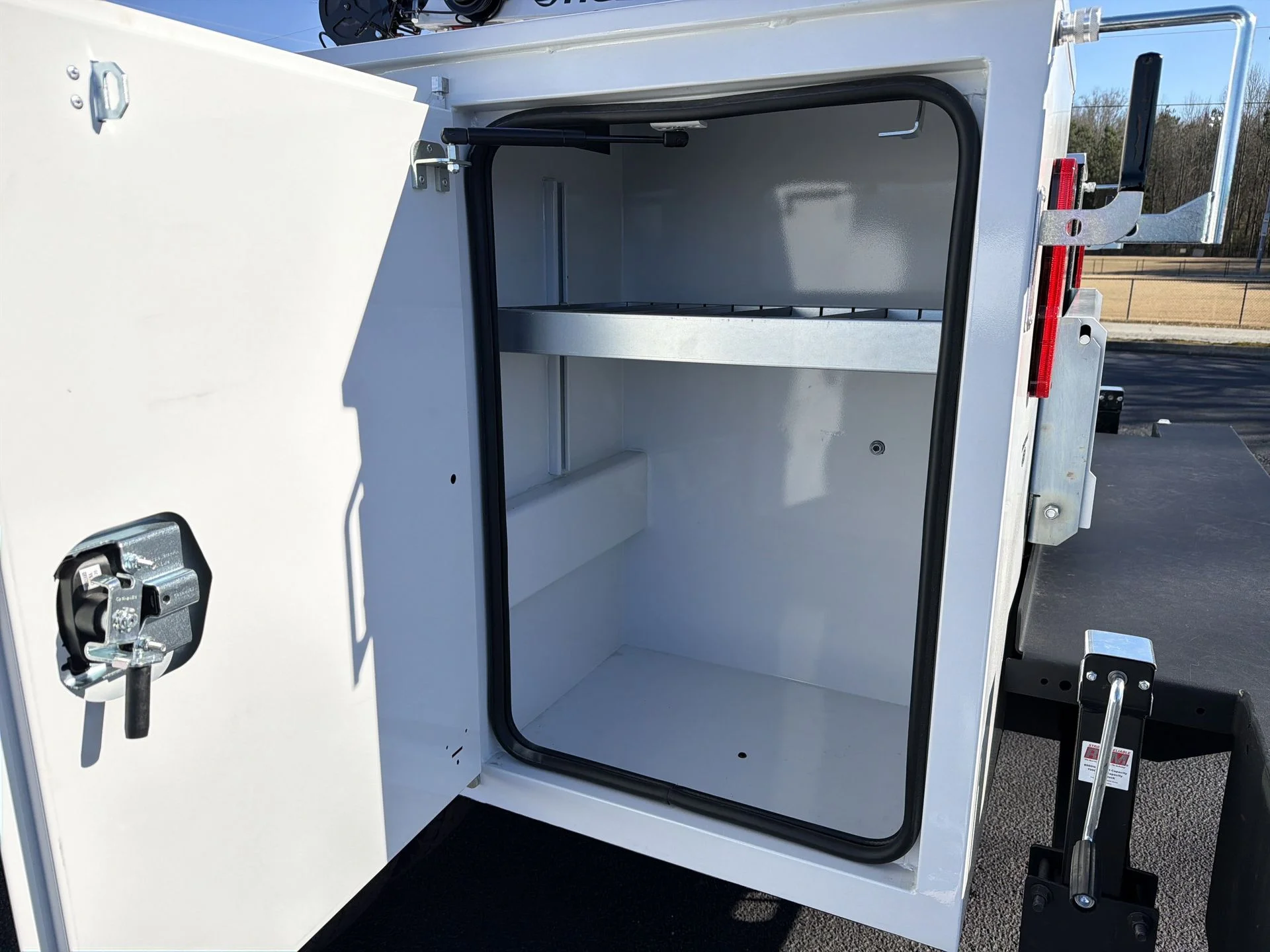 New 2025 Oxford White Ford F-450® XL image 28