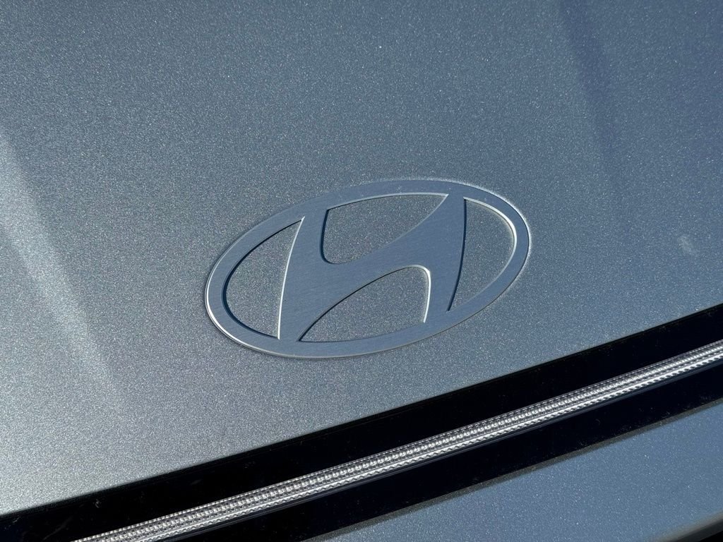 Used 2026 Silver Hyundai SE image 6