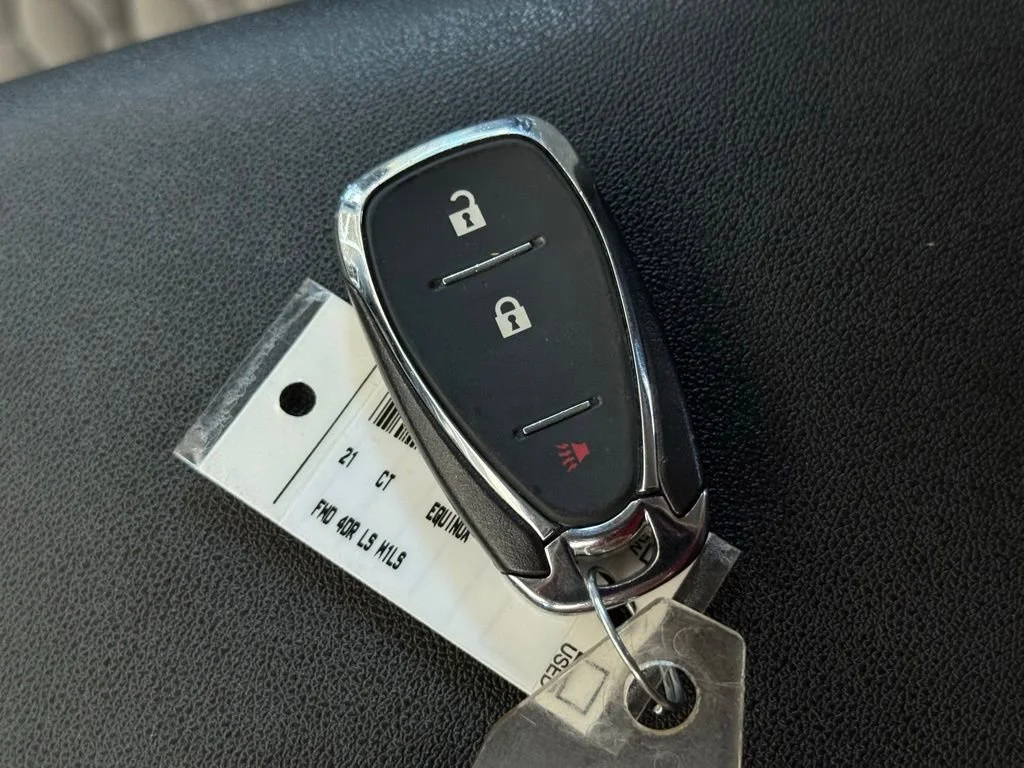 Used 2021 SUMMIT WHITE Chevrolet LS image 33