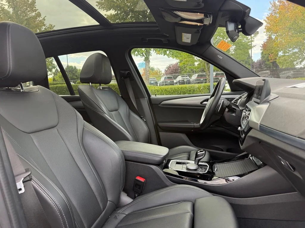Used 2023 Skyscraper Gray Metallic BMW xDrive30i image 26