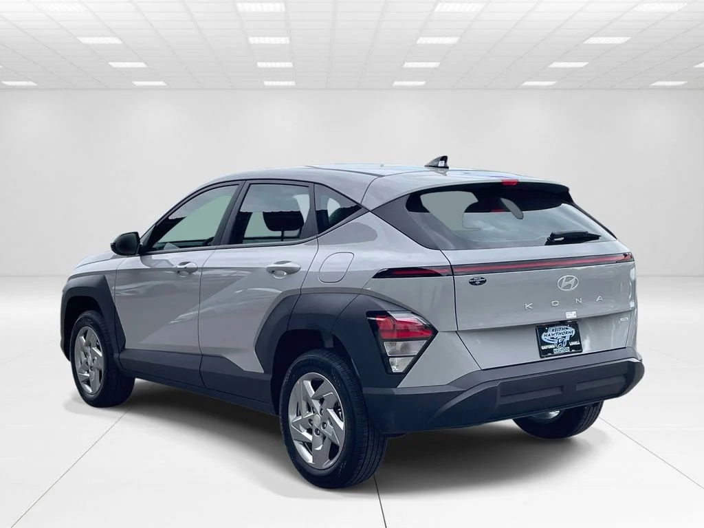 New 2026 Gray Hyundai SE image 5
