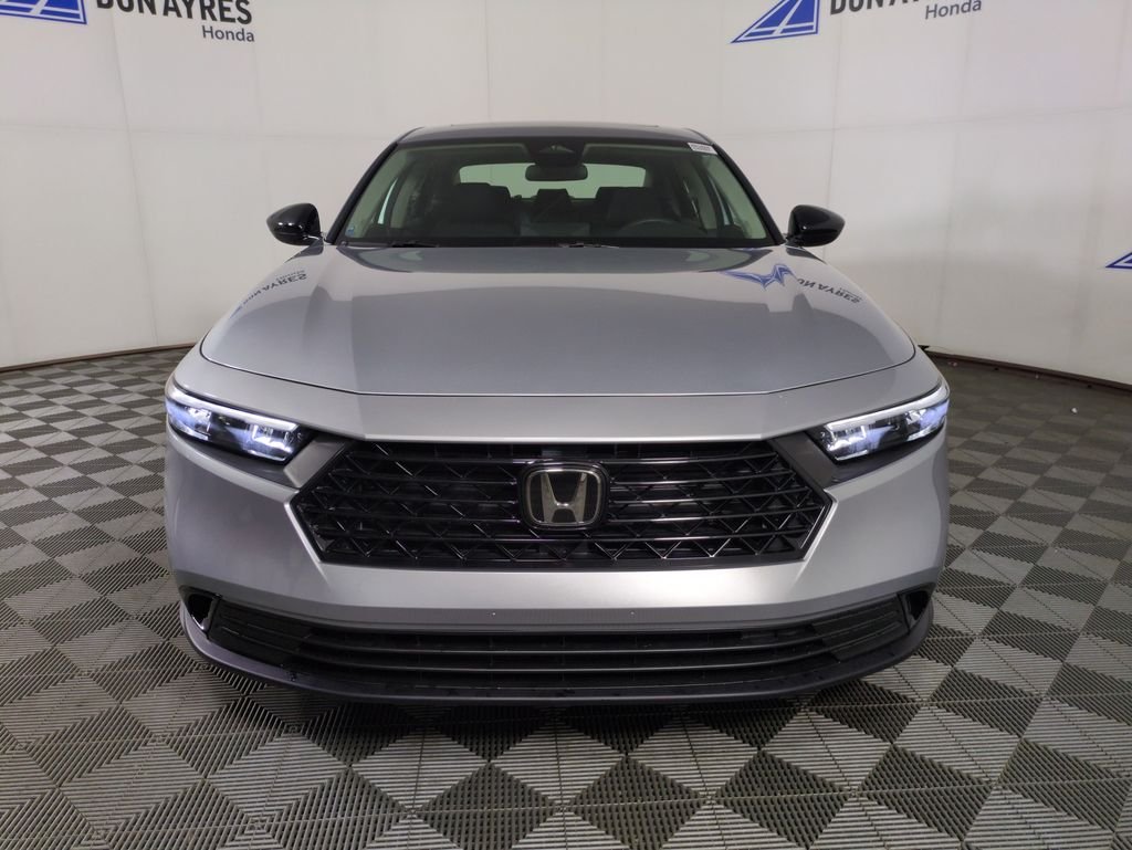 New 2026 Solar Silver Metallic Honda SE image 8
