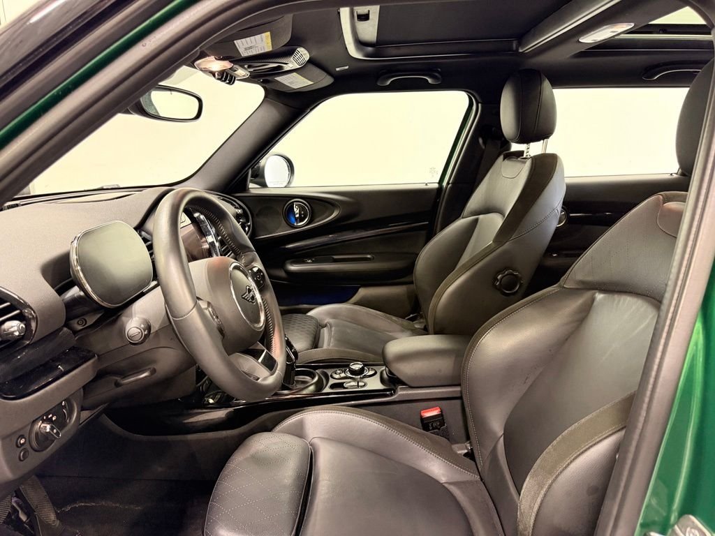 Certified Used 2024 British Racing Green IV Met MINI  image 10