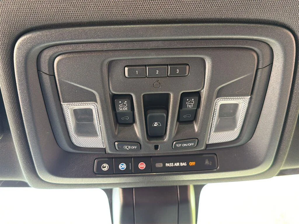 Used 2020 Carbon Black Metallic GMC AT4 image 16