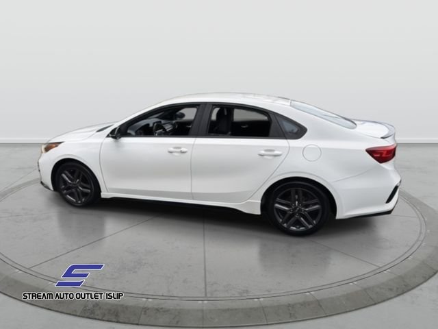 2020 Kia Forte GT-Line photo 4