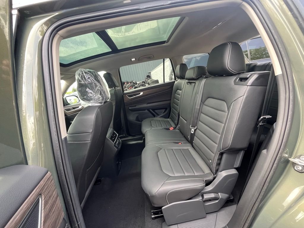 New 2026 Green Volkswagen 2.0T SEL image 22