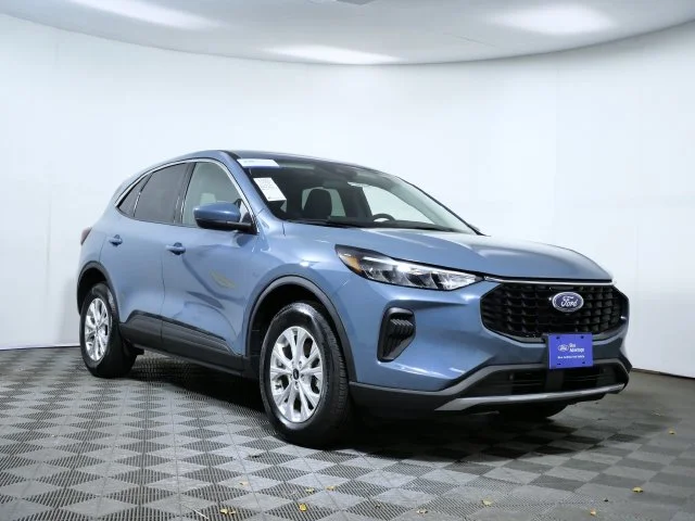 Used 2023 Blue Ford Active image 1