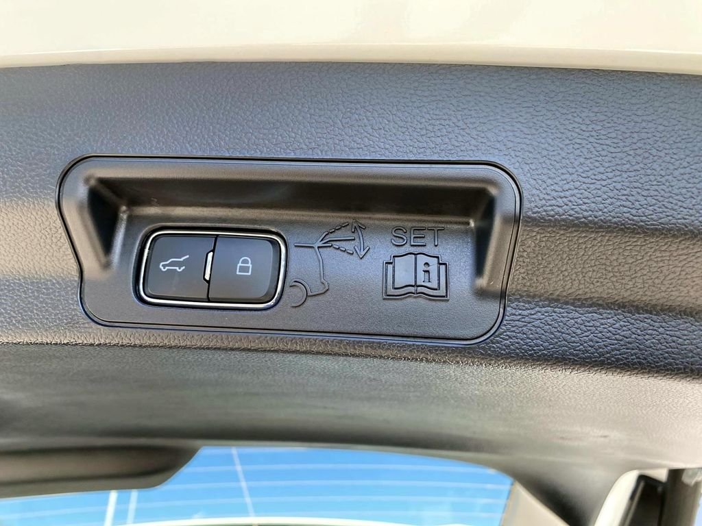Used 2026 White Ford Active image 7