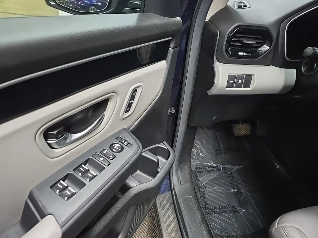 Used 2025 Blue Honda EX-L image 28