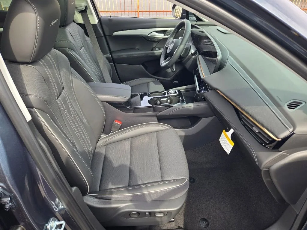 2026 Buick Envision Avenir - Photo 15