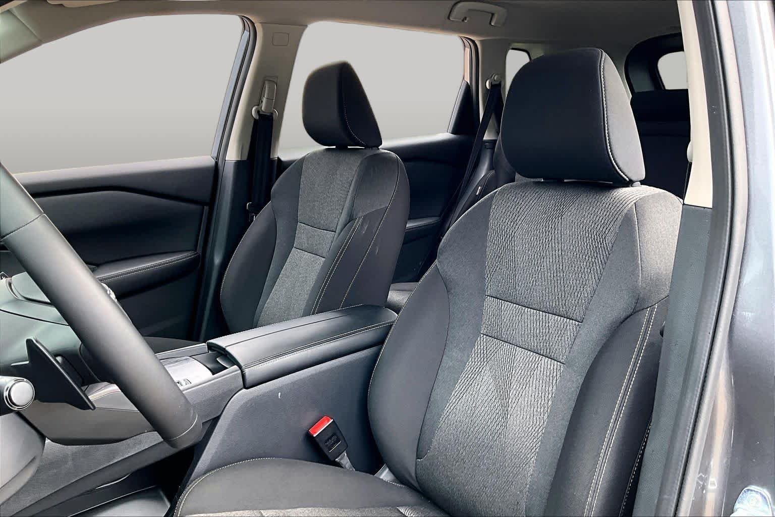 Used 2025 Gun Metallic Nissan SV image 8