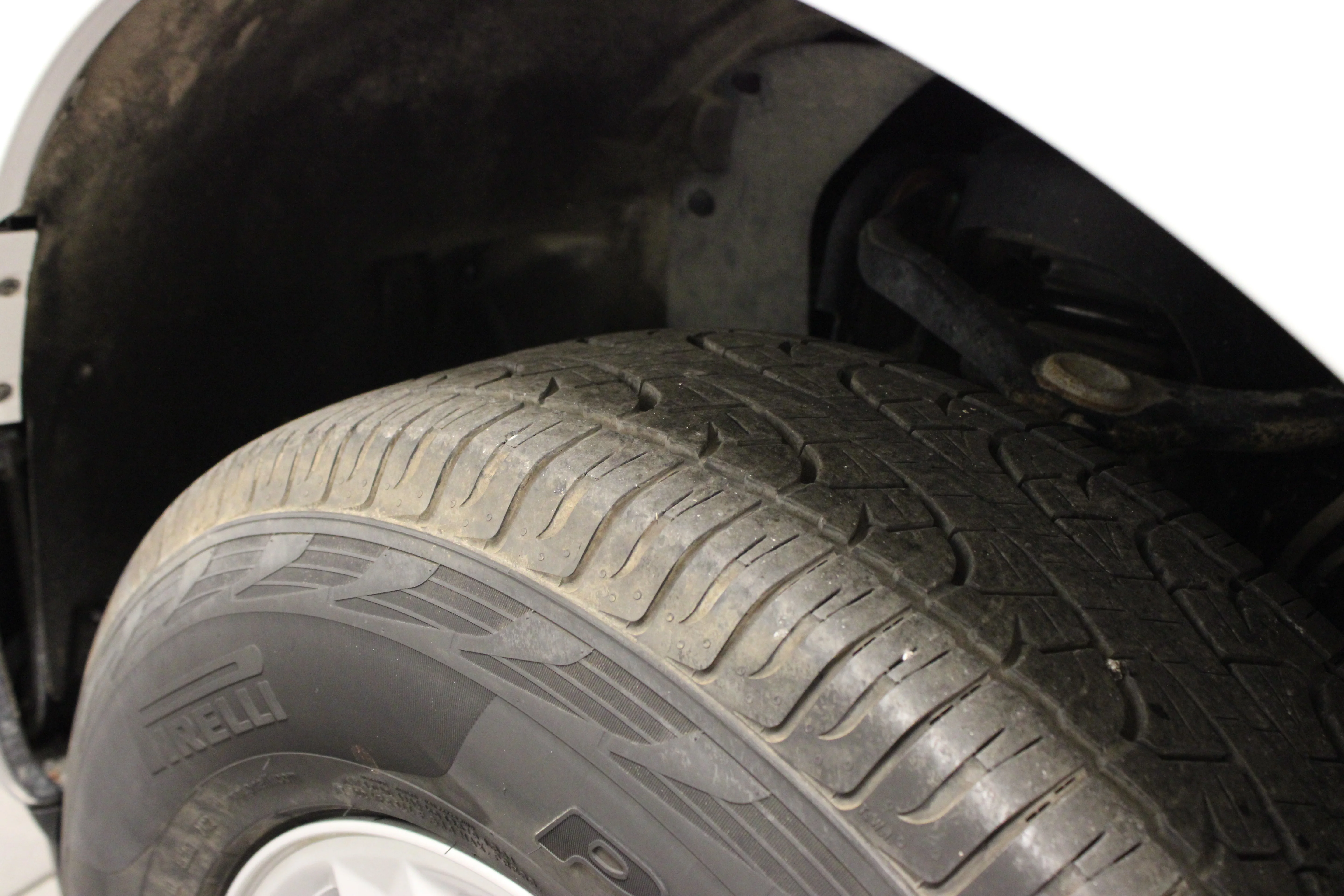 Used 2023 Oxford White Ford XLT image 10