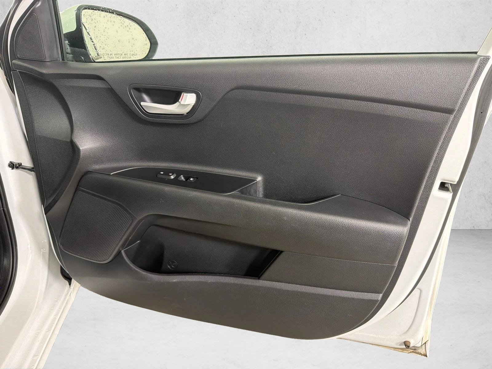 Used 2022 Clear White Kia S image 14