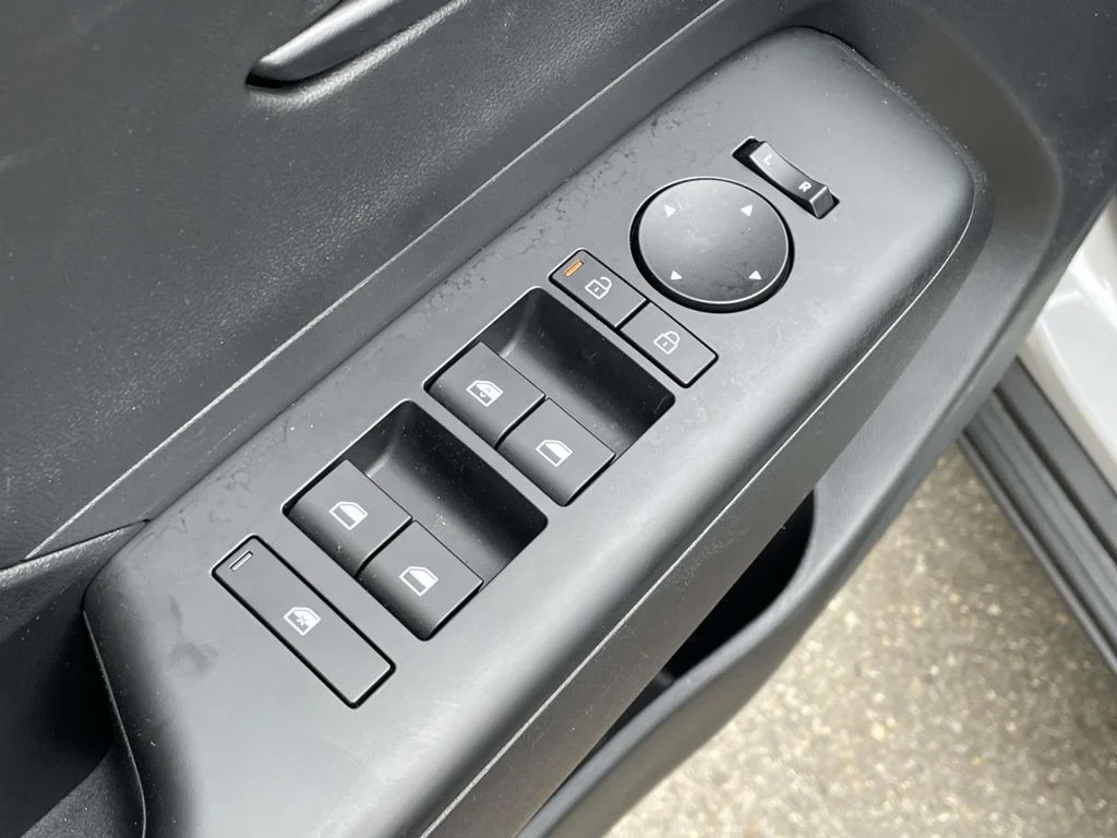 New 2026 Gray Hyundai SE image 15