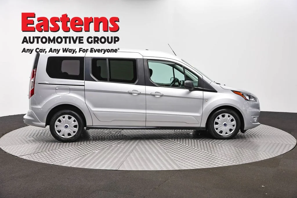 Used 2022 Silver Ford XLT image 4