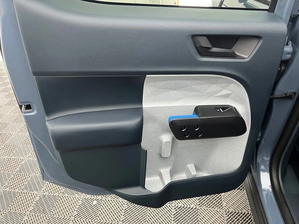 Used 2025 Gray Ford XLT image 33