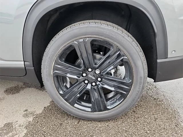 New 2026 Silver GMC Elevation image 29