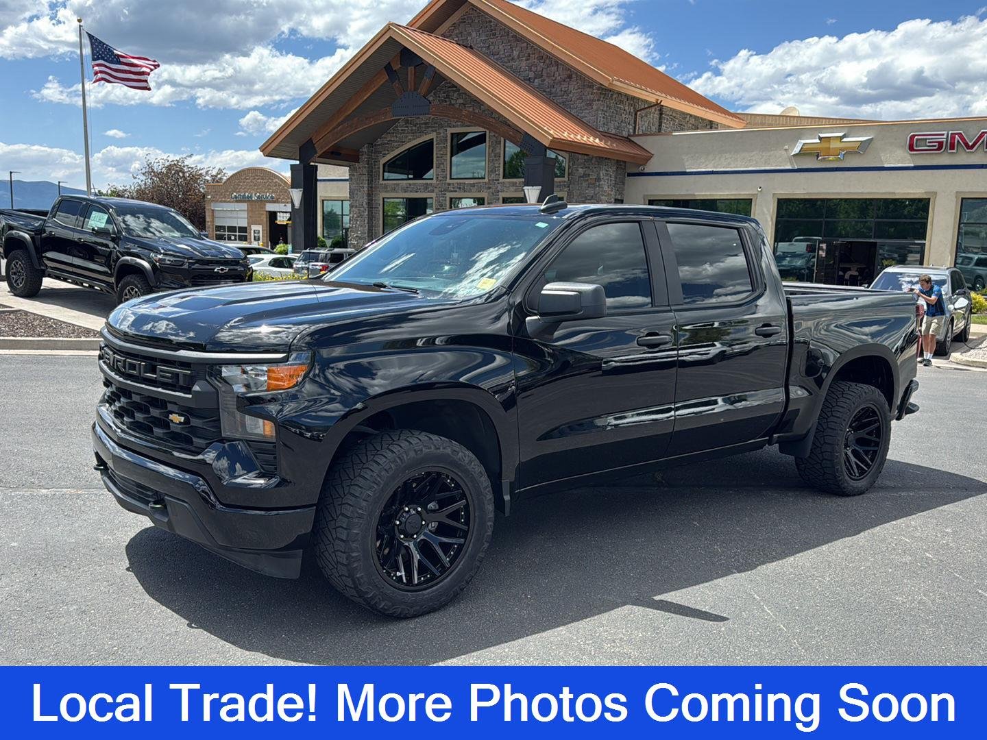 2023 Chevrolet Silverado 1500 Custom 4X4 Crew Cab Short Box's photo