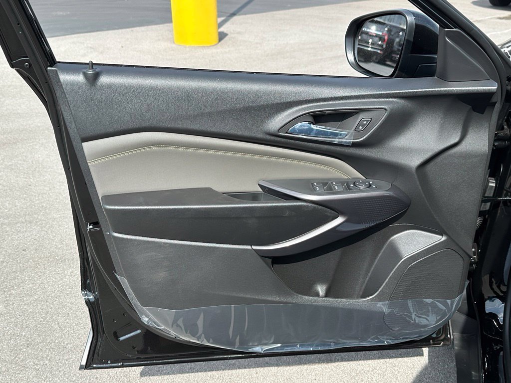 2026 Chevrolet Trax Activ - Photo 11