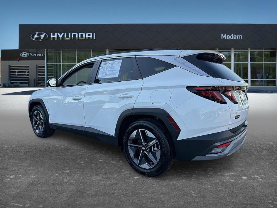 Used 2025 Serenity White Pearl Hyundai SEL image 5