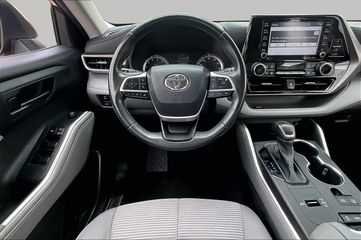 Used 2022 Ruby Flare Pearl Toyota LE image 22