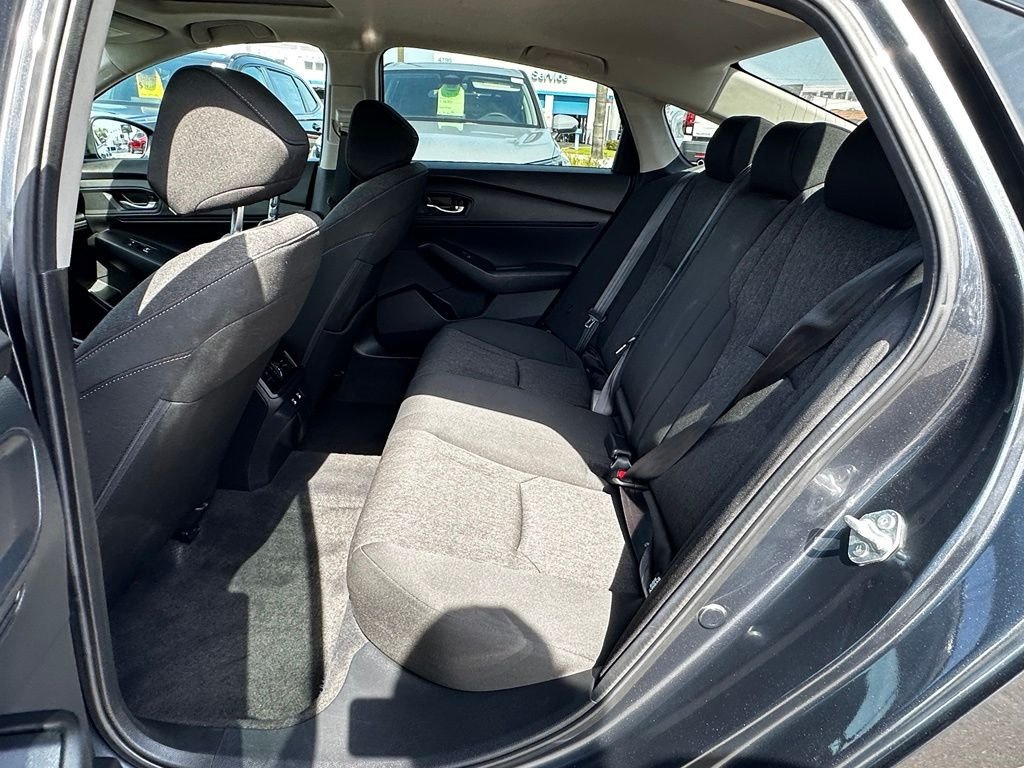 Used 2026 Gray Honda SE image 22