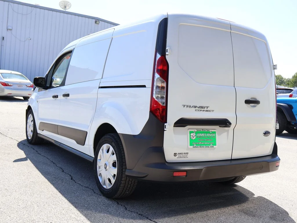 Used 2020 White Ford XL image 3