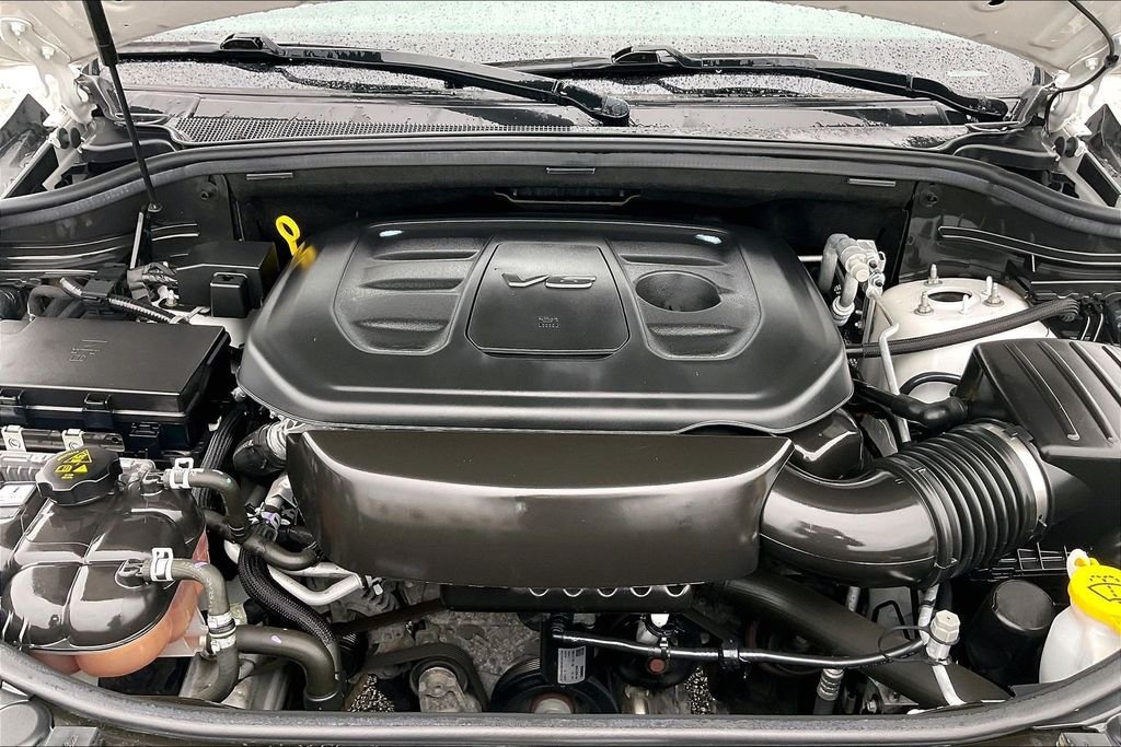 Used 2019 Bright White Clearcoat Jeep Altitude image 31