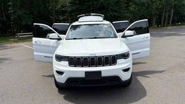 Used 2020 Bright White Clearcoat Jeep Laredo image 32