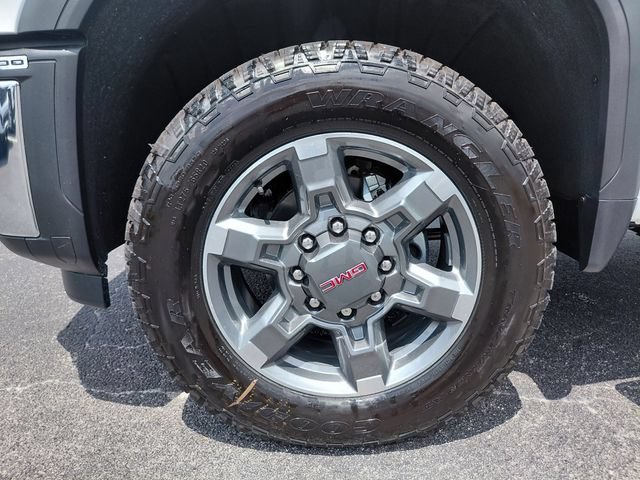 New 2026 Summit White GMC SLT image 8