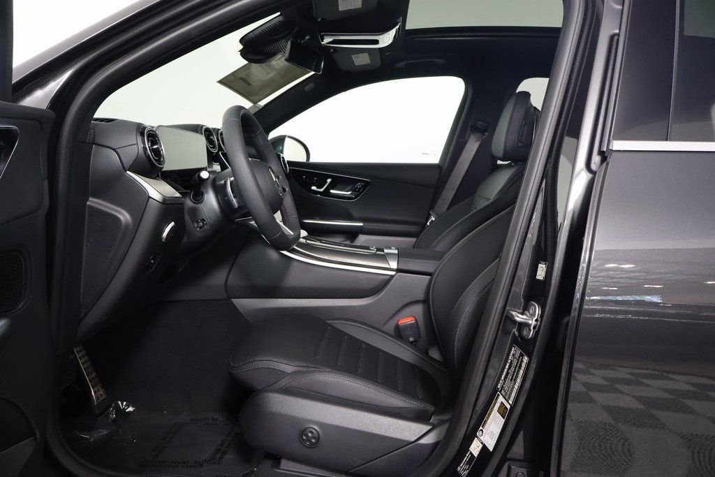 New 2026 Graphite Grey Metallic Mercedes-Benz GLC 300 image 5