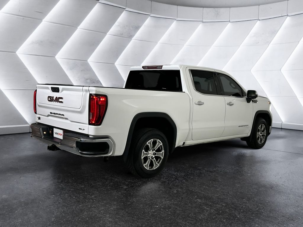 Used 2024 White GMC SLT image 4