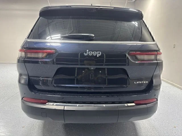 Used 2023 Black Jeep Limited image 7