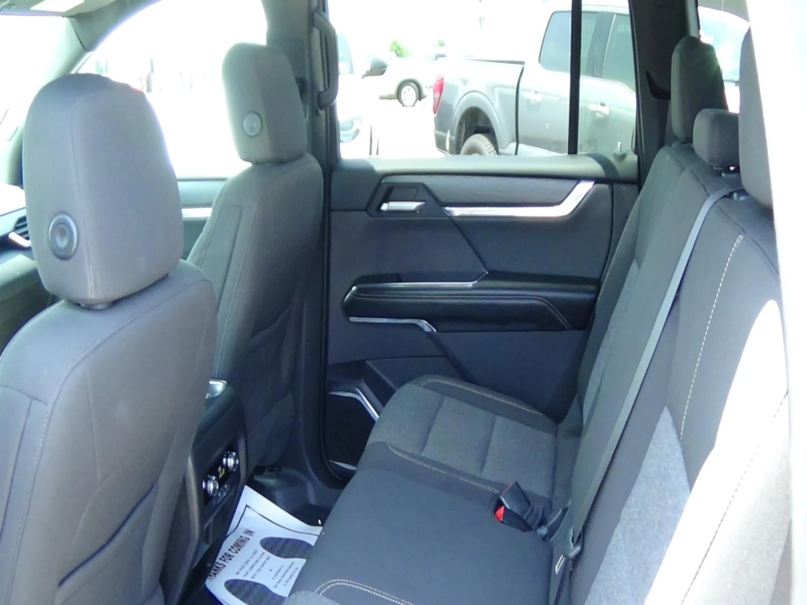 Used 2025 Ebony Twilight Metallic (gb8) GMC Elevation image 13