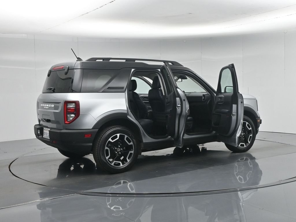 Certified Used 2022 Silver Ford Outer Banks image 6
