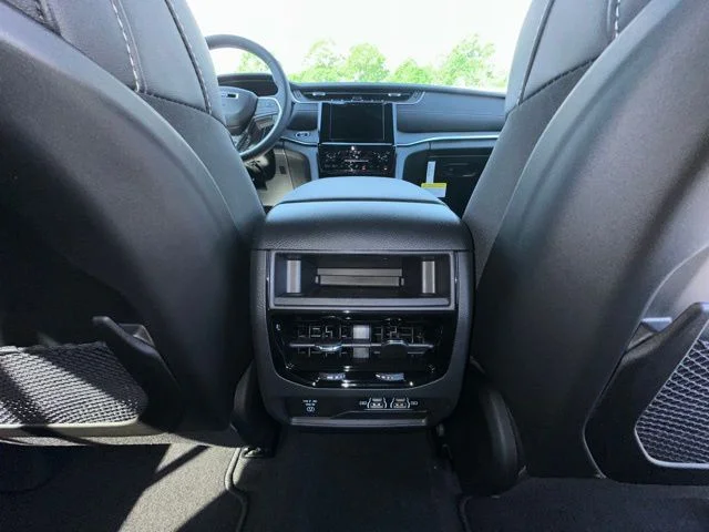 2025 Jeep Grand Cherokee Altitude - Photo 33