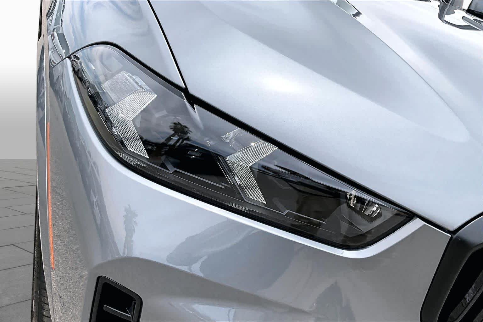 New 2026 Skyscraper Grey Metallic BMW xDrive40i image 13