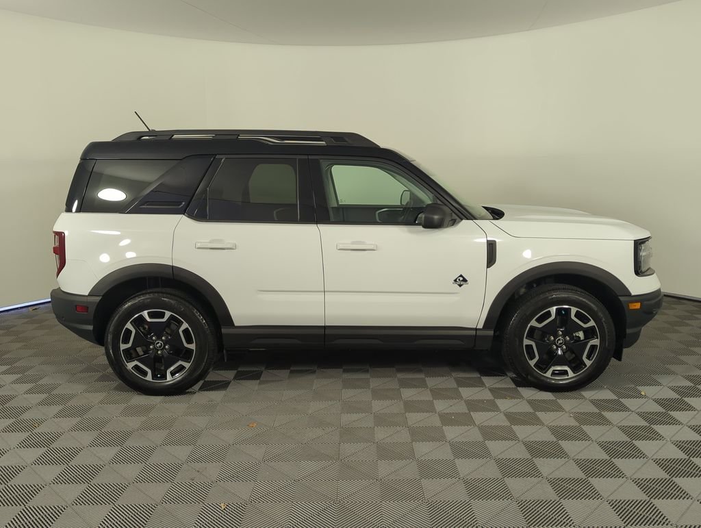 Used 2024 White Ford Outer Banks image 7