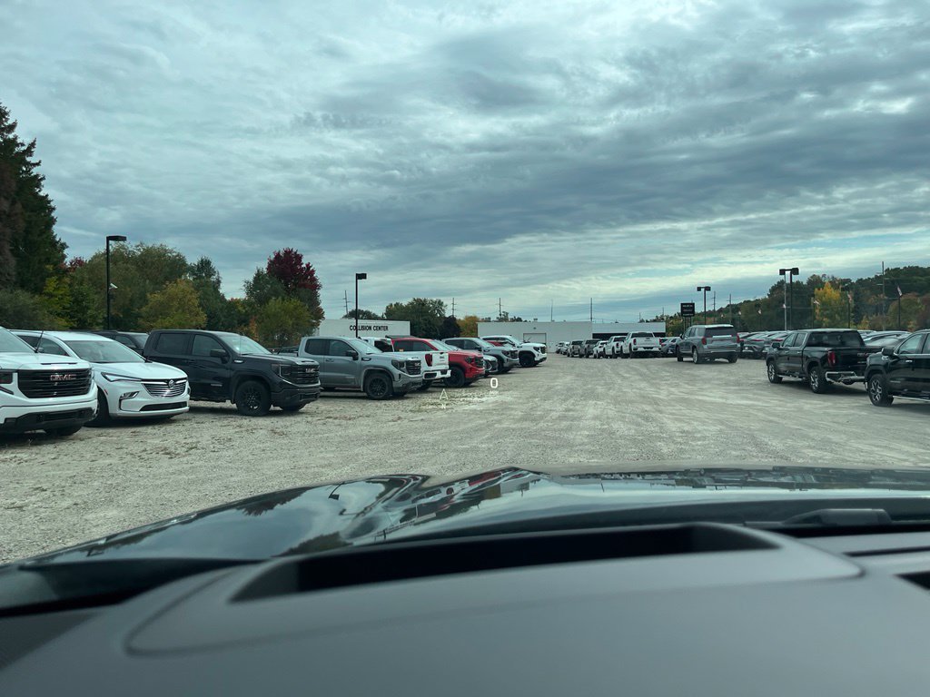 Used 2023 BLACK Chevrolet Premier image 26