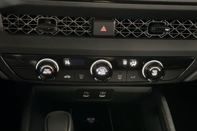 New 2026 Platinum White Pearl Honda LX image 17