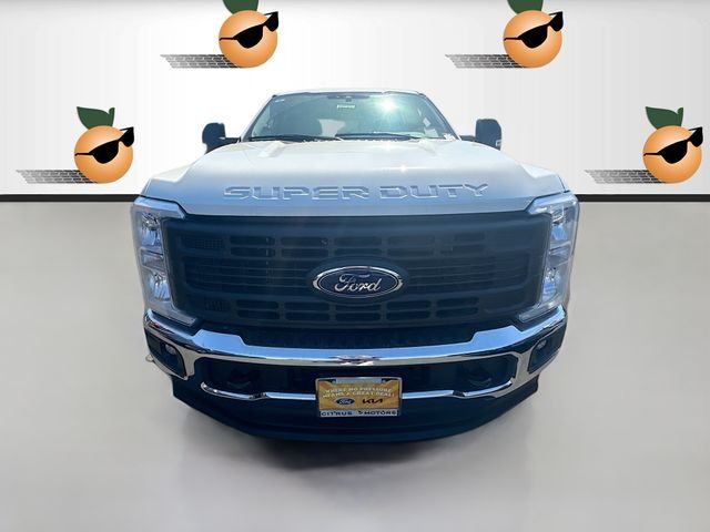 2025 Ford F-350 Super Duty Chassis Cab XL - Photo 33