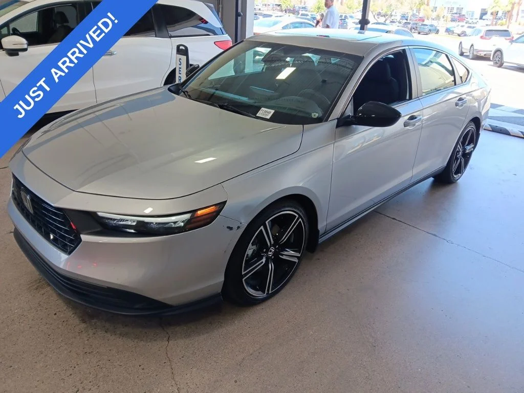2025 Honda Accord Hybrid Sport's photo