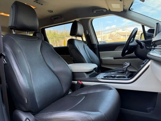 Used 2022 Gray Kia LXS image 43