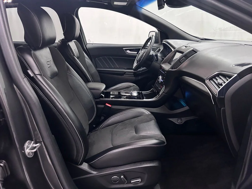 Used 2019 Gray Ford ST image 17