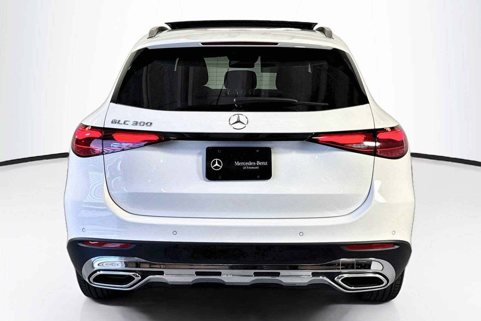 New 2027 Polar White Mercedes-Benz GLC 300 image 6