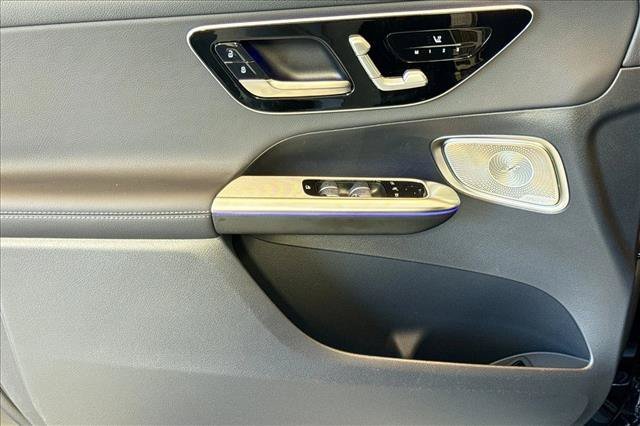 New 2026 Black Mercedes-Benz GLC 300 image 46